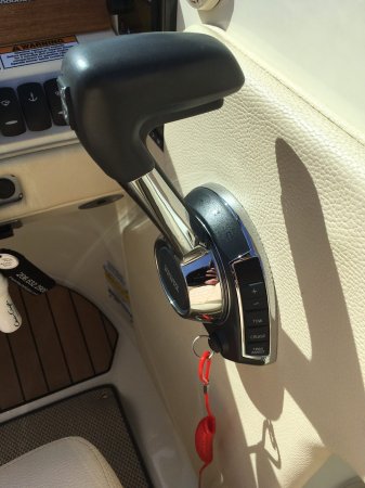 Used 2019  powered Chris Craft Boat for sale